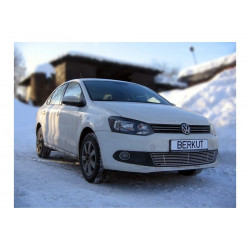 Накладка на решетку бампера Volkswagen Polo Sedan 2010 Накладка на решетку бампера Volkswagen Polo Sedan 2010