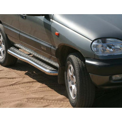 Пороги для Chevrolet Niva, с алюминиевым листом, ФИГУРНЫЕ, НЕРЖАВЕЙКА.